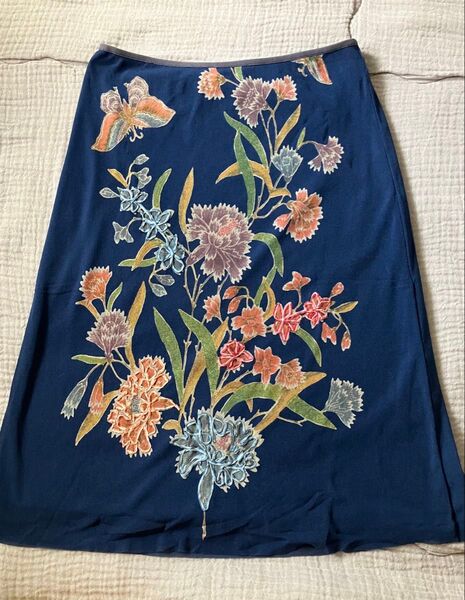 難あり ヴィヴィアンタム vivienne tam パワーネットスカート ネイビー 花と蝶