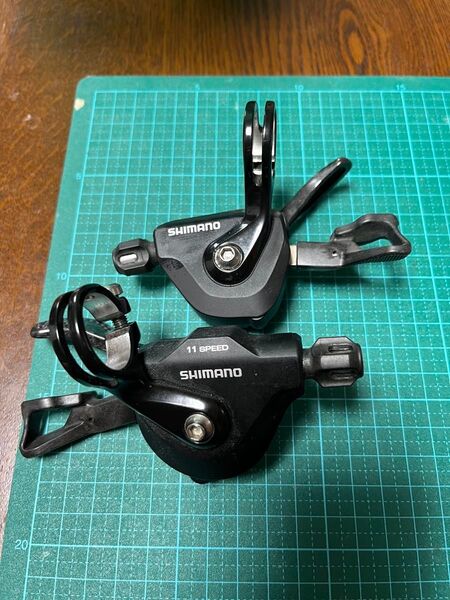 SHIMANO SL-RS700 11速 シフター 左右セット