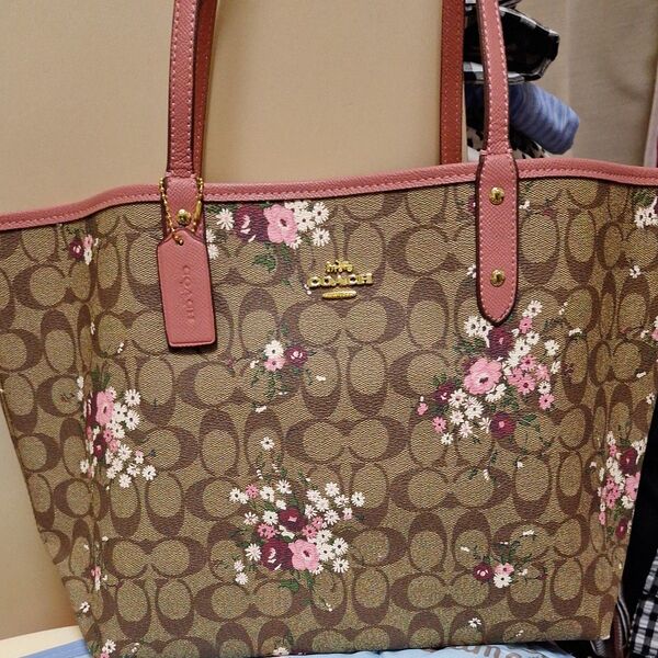 COACH コーチ ショルダーバッグ シグネチャー フローラル ピンク