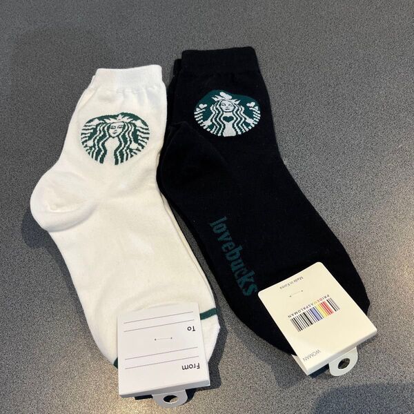 【新品】韓国 靴下 スターバックス スタバ クルー丈ソックス ホワイト&ブラック 靴下 ソックス 女性