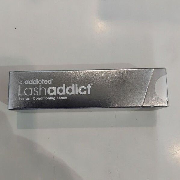 新品未使用 ラッシュアディクト まつ毛美容液 5ml 匿名配送 即購入可 定価11.000円 Lashaddict
