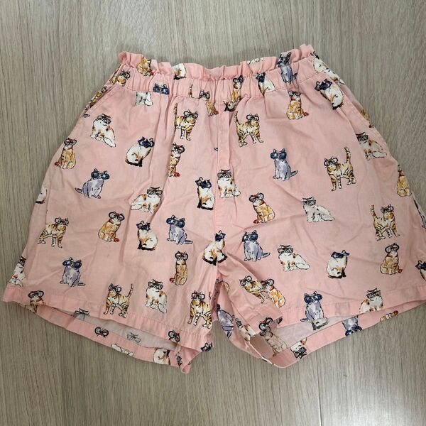 ユニクロ ショートパンツ 女の子 120 ピンク 猫柄