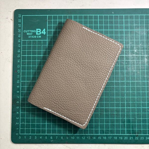 手帳カバー 文庫本カバー レザークラフト 牛革 文庫本サイズ A6 ダークグレーベージュ シュリンク革
