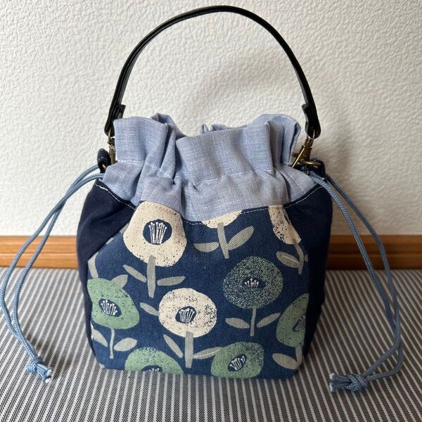 持ち手付き巾着ポーチ ハンドメイド