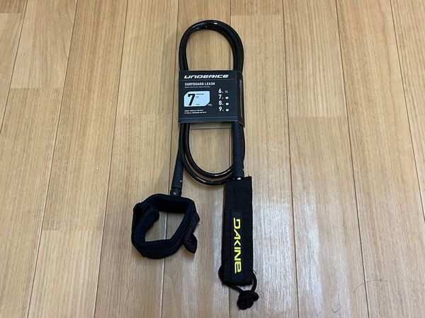 新品未使用DAKINE ダカイン黒 リーシュコード 7mm6ftミッドレングス BLACK サーフィン surfingショート