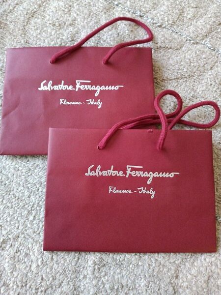 Salvatore Ferragamo ショッパー 2枚セット レッド