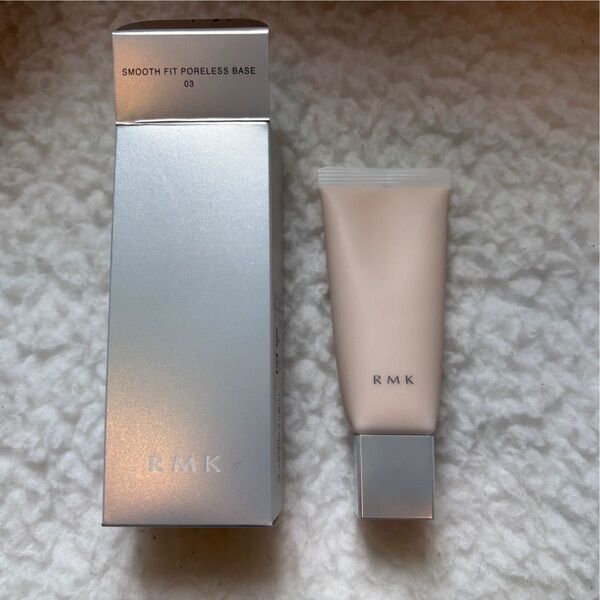 RMK スムースフィット ポアレスベース 03