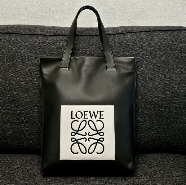 LOEWE ショッパートート レザー トートバッグ 黒 ロゴ アナグラム ロエベ ブラック