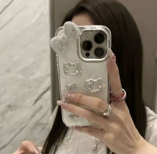 キラキラ可愛い キティちゃん iPhone15pro用ケース|デコ リボン&ライ