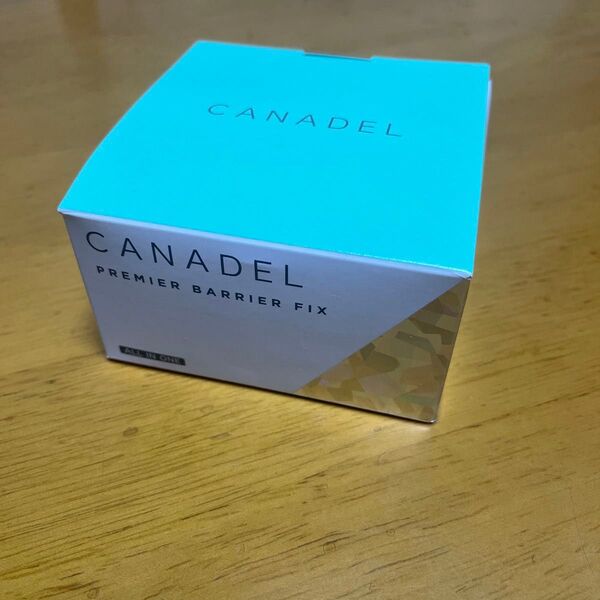 未使用 カナデル(CANADEL) 薬用 プレミアバリアフィックス 58g 美容液ジェル