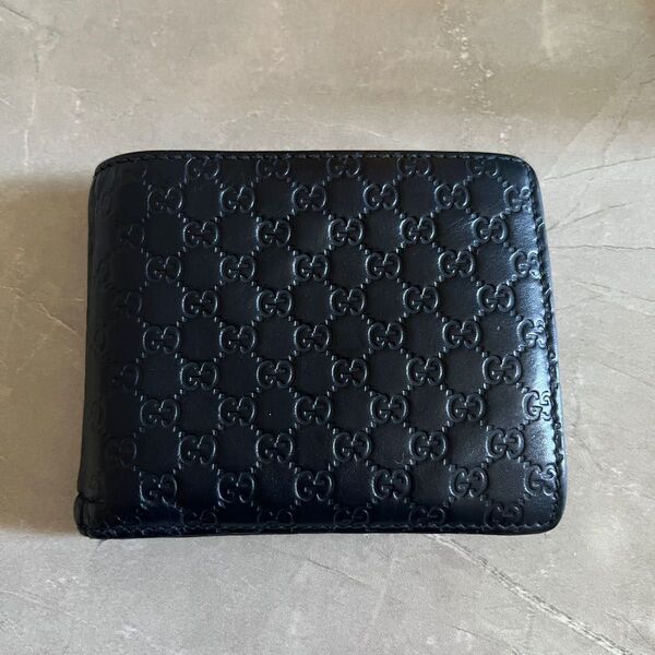 GUCCI グッチ 二つ折り財布 ブラック レザー