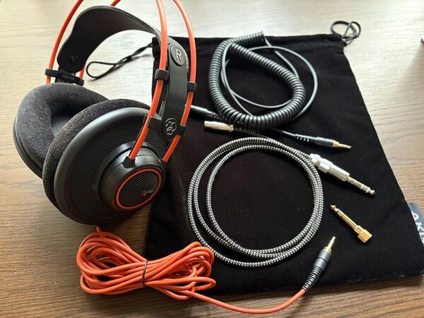 AKG K712 PRO (+ OYAIDE HPSC-X63 1.3m)