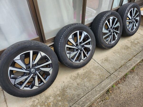 セレナc27 ePower ハイウェイスター 純正ホイールタイヤ4本セット