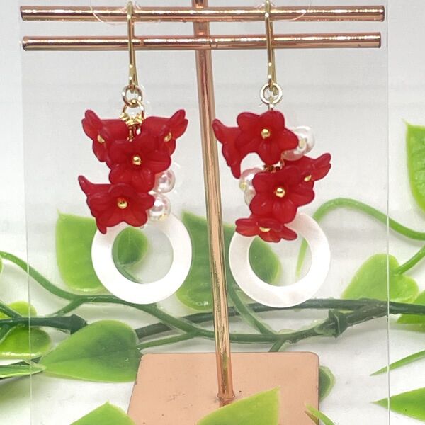 NO.874 ハンドメイド☆ピアスorイヤリング(フック変更無料!)