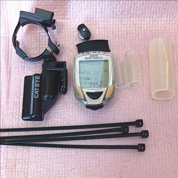 Cateye バックライト付 ワイヤレスサイクルコンピューター CC-MC100W キャットアイ