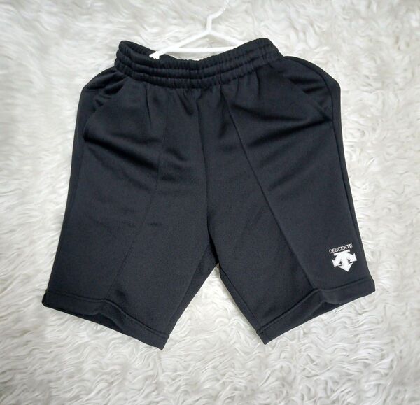76 DESCENTE ハーフパンツ ブラック メンズ スポーツウェアS