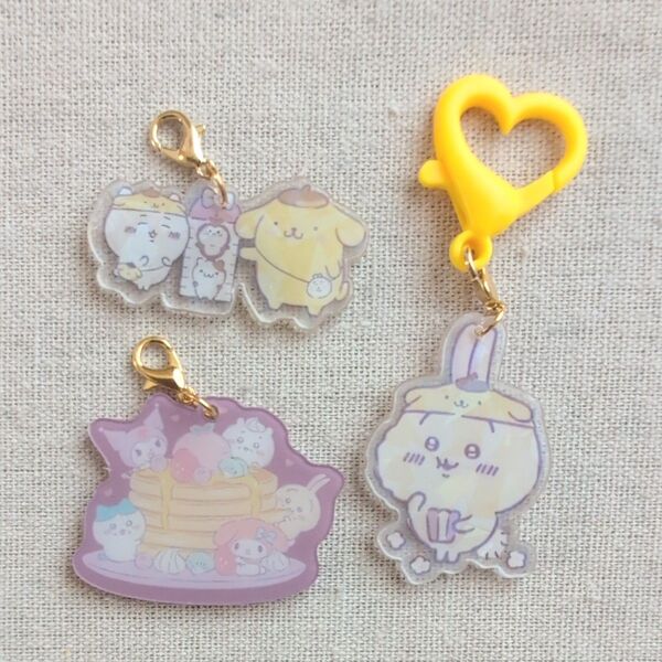 ちいかわ サンリオコラボ アクリルキーホルダー