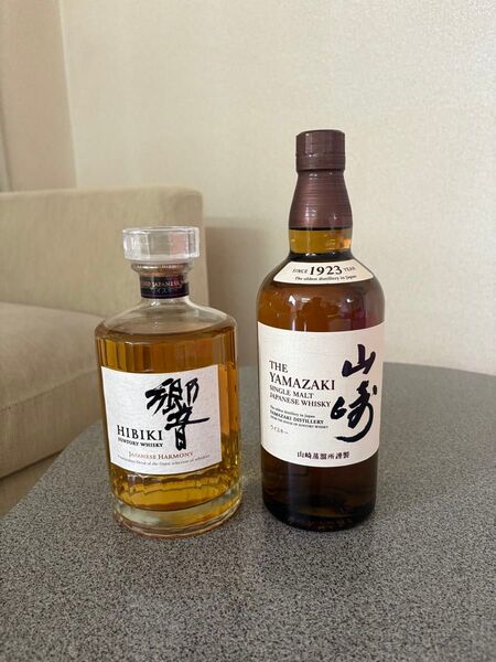サントリーウイスキー響ジャパニーズハーモニーと山崎の2本セット