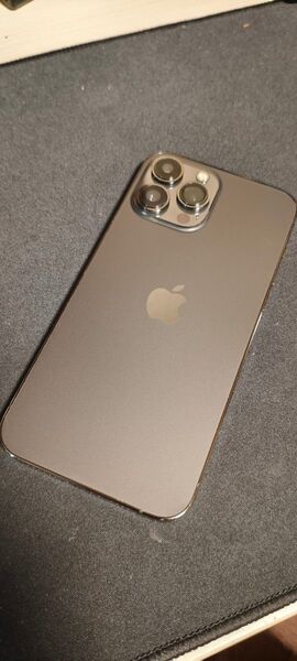 中古品 iPhone 13 Pro Max 256GB グラファイト