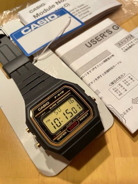 【値下げ】チプカシ CASIO F-91W デジタル腕時計 ゴールド