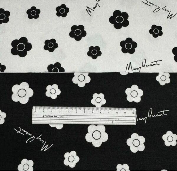 マリークワント MARY QUANT 生地 小花柄 50cm 黒白セット
