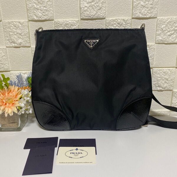 良品 PRADA ナイロン ショルダーバッグ メッセンジャー ブラック