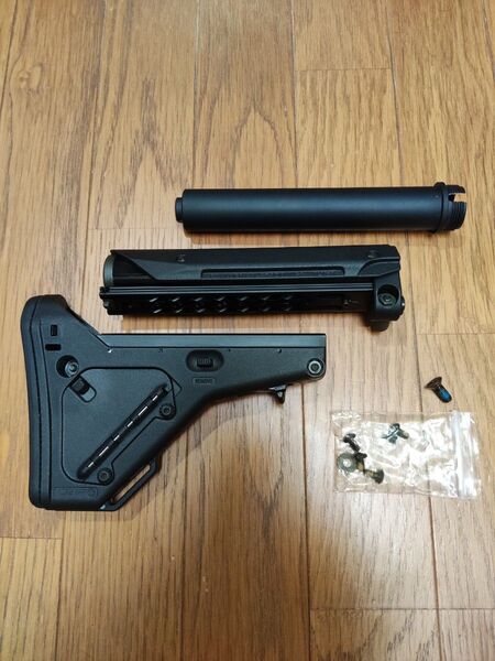 実物? MAGPUL UBR GEN1 ストック BK