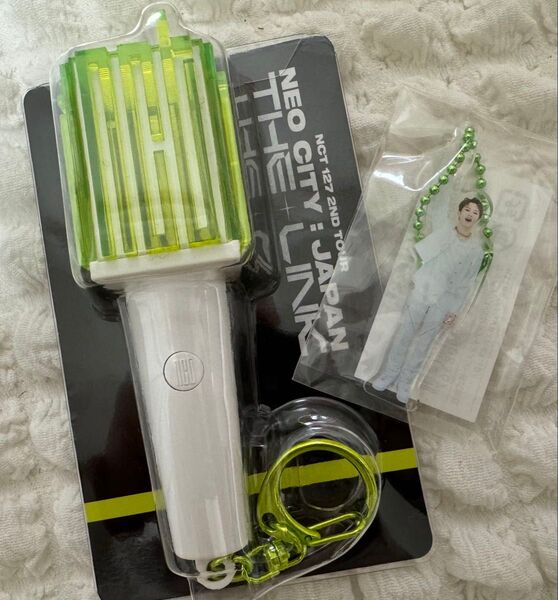 NCT127 草鈍器 イリチル ミニペンライト マーク アクリルキーホルダー 付