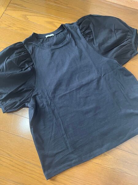 XL GU バルーンスリーブ 黒 パフスリーブ 袖バルーン Tシャツ 半袖 カットソー トップス レディース
