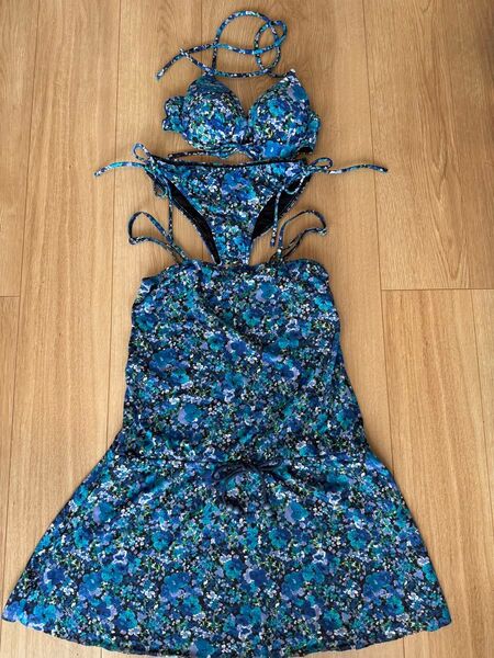 レベッカテイラー ビキニ セパレート 水着 ワンピース付き 3点セット 花柄 ブルー 9M