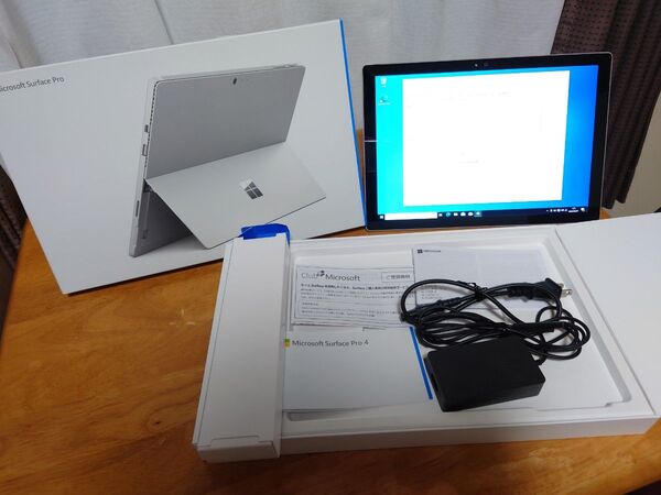Surface Pro4 Corei7-6650U メモリ8GB SSD256GB