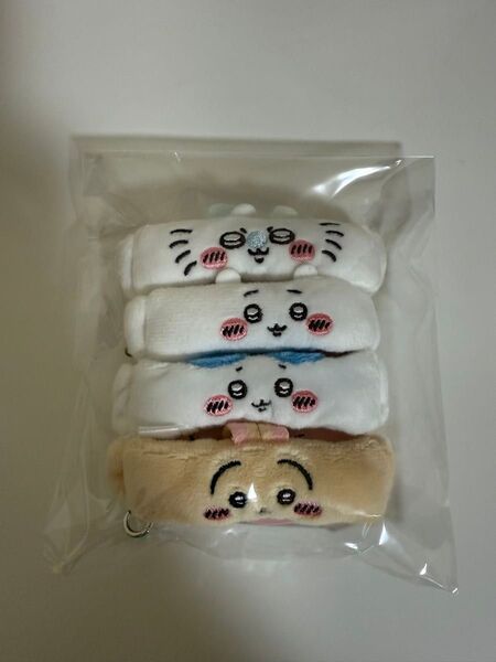 ちいかわ リストバンドキーホルダーちいかわ ハチワレ うざき モモンガ