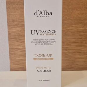 d'Alba UV ESSENCE WATERFULL+ TONE-UP SUN CREAM
