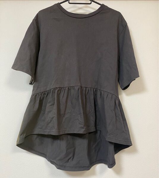 しまむら ペプラム Tシャツ グレー