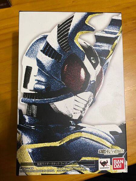 S.H.Figuarts 真骨彫製法 仮面ライダーガタック