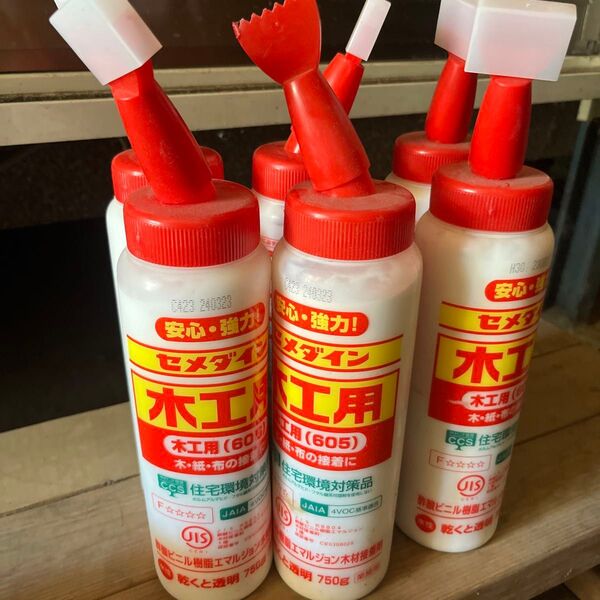 セメダイン 木工用接着剤 605水性 ポリ容器 750g6本