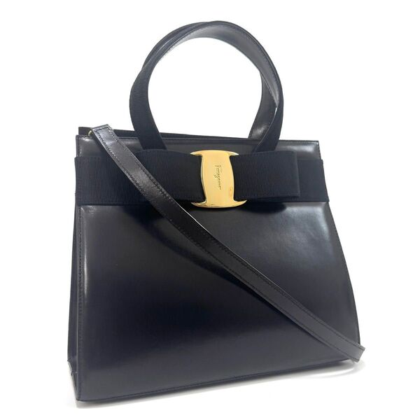 フェラガモ 2way ハンドバッグ ショルダーバッグ 斜め掛け鞄 ヴァラ リボン ブラック ゴールド レザー Ferragamo
