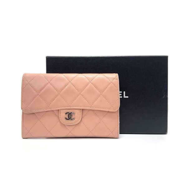シャネル ミディアムウォレット 財布 マトラッセ ピンクベージュ シルバー レザー ラムスキン ココマーク CHANEL