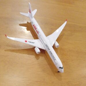 JAL 飛行機 おもちゃ