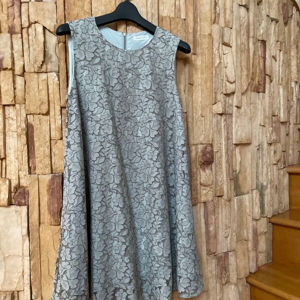 NATURAL BEAUTY BASIC 総レースノースリーブワンピース グレー