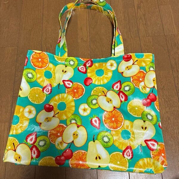 30日まで200円引き ハンドメイド ラミネート巾着バッグ