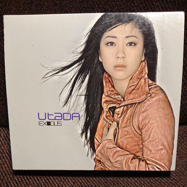 ☆任天堂DSのCMソング『EASY BREEZY』入り☆【完全中古/自己判断B品】Utada/宇多田ヒカル Exodus アルバム