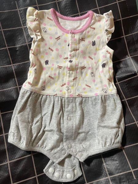 UNIQLO babyウサギ柄ロンパース 60cm ベビー服 ロンパース 新生児