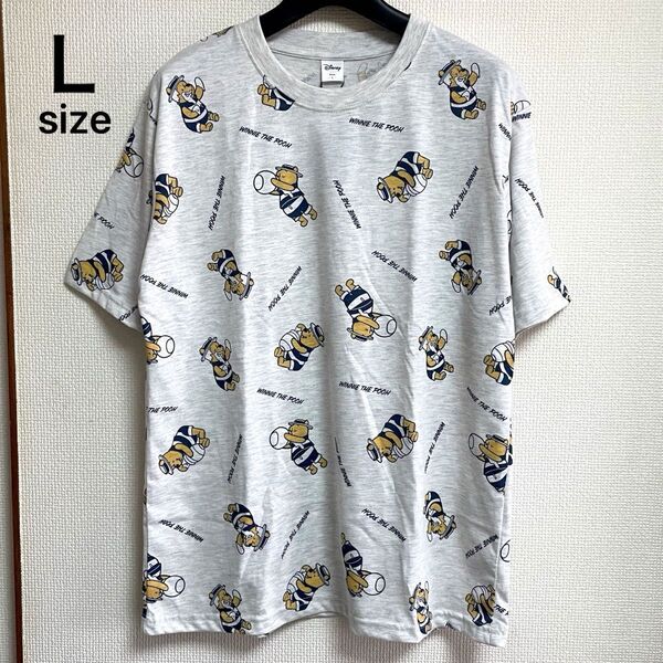 未使用タグ付き Lサイズ ディズニー くまのプーさん 半袖Tシャツ グレー 総柄 カットソー 男女兼用 ユニセックス