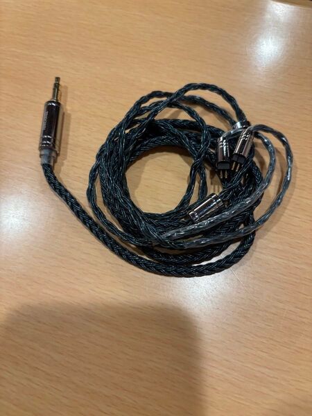 美品 TRIPOWIN Zonie 2Pin 3.5mmプラグケーブル グレー
