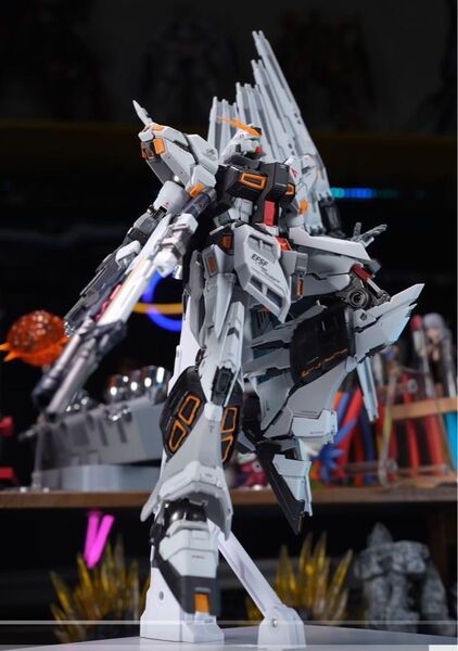 1/100 V-TIGER νガンダム GKデザインモデル(未組立・合金フレーム仕様)