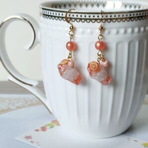 オレンジのかき氷ピアス ハンドメイド レジンアクセサリー