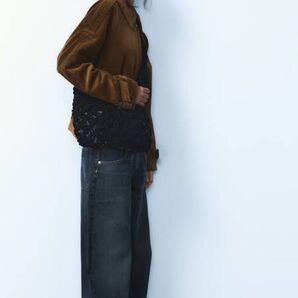 【新品未使用タグ付き】zara ベロア生地ショルダーバッグ