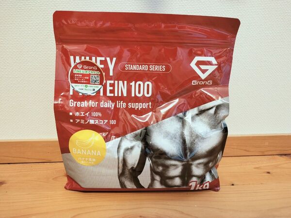 グロング Grongホエイプロテイン100 スタンダード バナナ風味 1kg スプーン付き