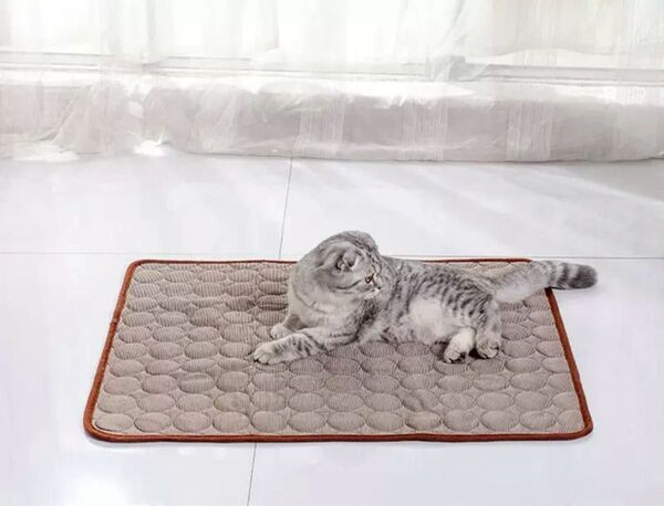 冷感マット /ペット ★ クールマット 涼しい 犬 猫 夏用 ペットマット 暑さ対策 ひんやり接触冷感 洗濯可